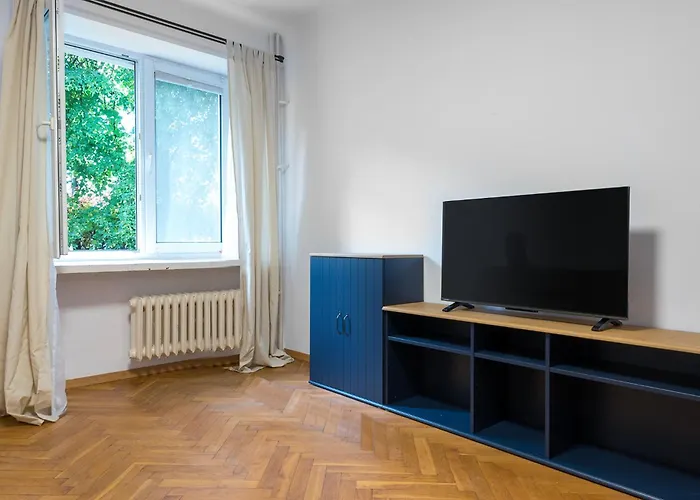 Very Quiet Flat In The Old Town *